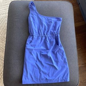 One shoulder dress
